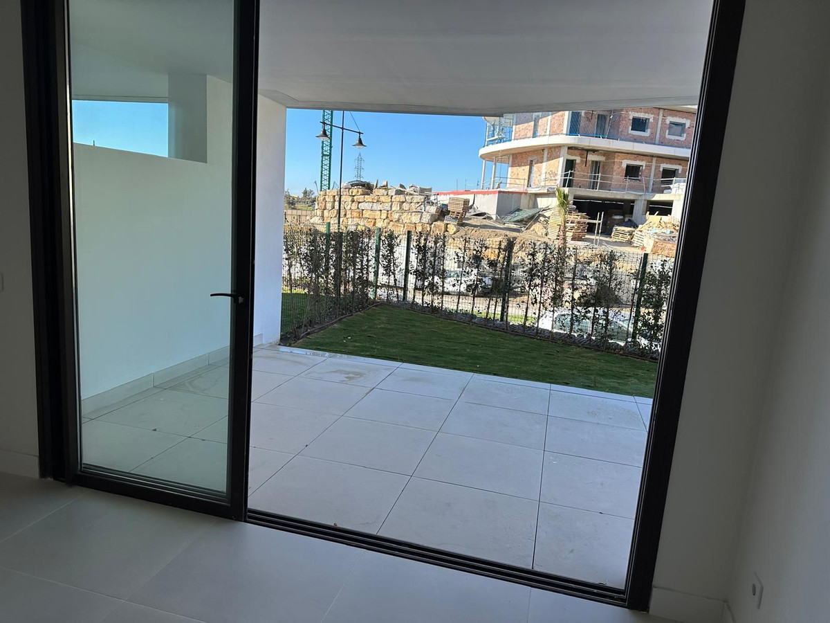 2 Bed Apartment for sale in Benalmadena Costa Costa Del Sol, Málaga, Spain
