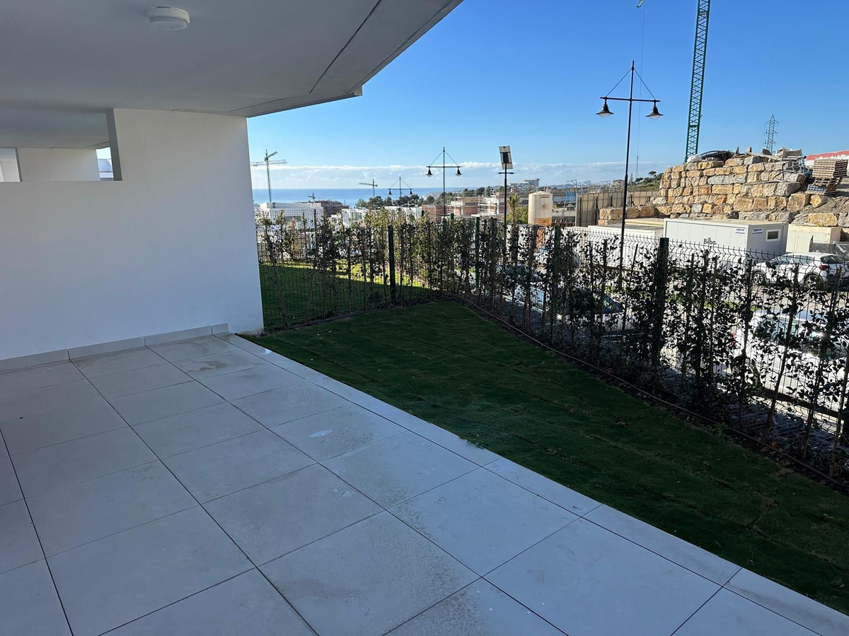 2 Bed Apartment for sale in Benalmadena Costa Costa Del Sol, Málaga, Spain