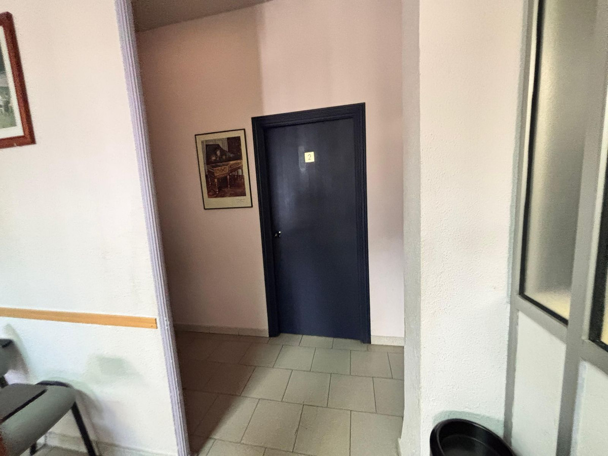 Se vende Apartamento Planta Baja de 3 dormitorios en Costa Del Sol, Málaga, España