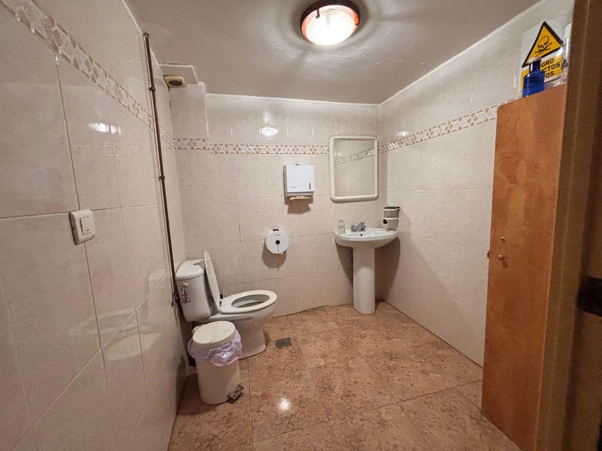 Se vende Apartamento Planta Baja de 3 dormitorios en Costa Del Sol, Málaga, España
