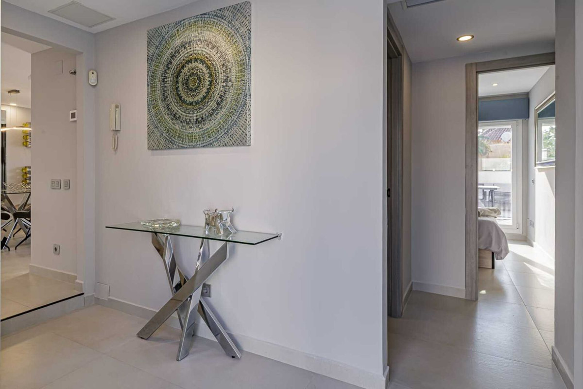 3 Bed Apartment for sale in Nueva Andalucía Costa Del Sol, Málaga, Spain
