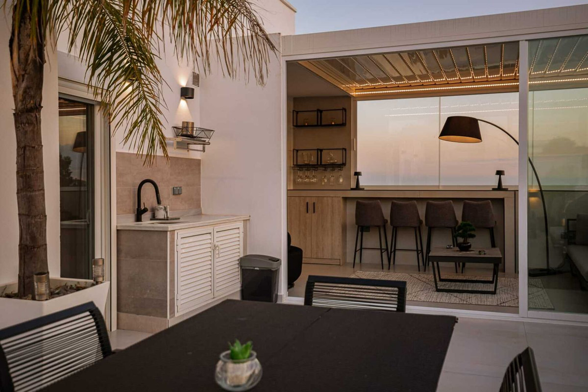 3 Bed Apartment for sale in Nueva Andalucía Costa Del Sol, Málaga, Spain