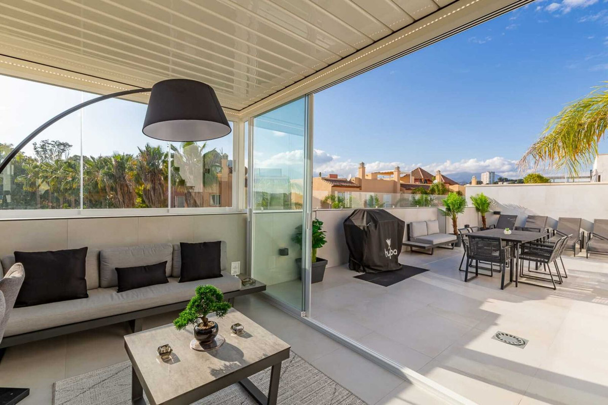 3 Bed Apartment for sale in Nueva Andalucía Costa Del Sol, Málaga, Spain