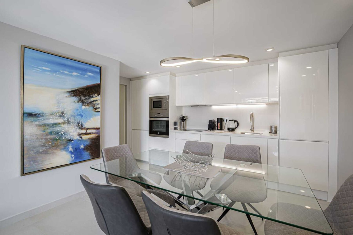 3 Bed Apartment for sale in Nueva Andalucía Costa Del Sol, Málaga, Spain
