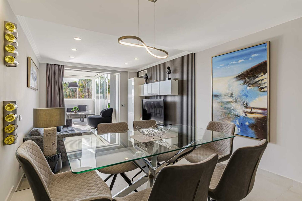 3 Bed Apartment for sale in Nueva Andalucía Costa Del Sol, Málaga, Spain