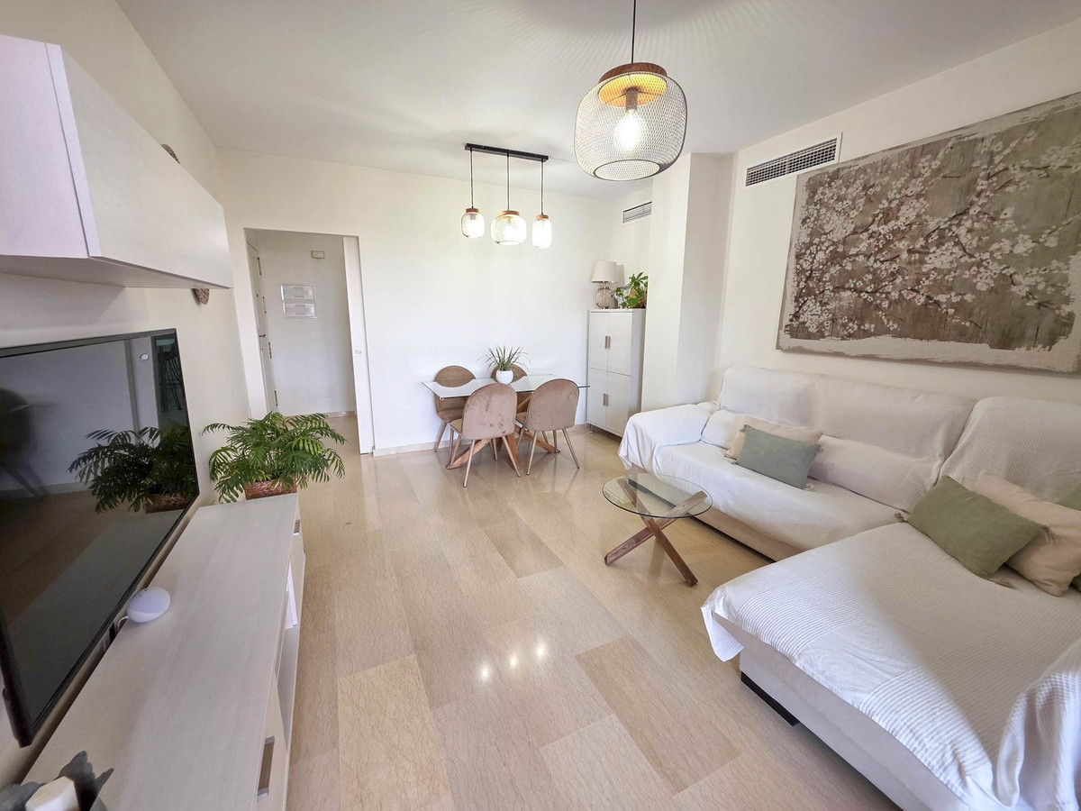 Se vende Apartamento Planta Media de 3 dormitorios en Costa Del Sol, Málaga, España