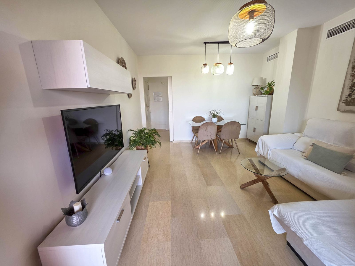 Se vende Apartamento Planta Media de 3 dormitorios en Costa Del Sol, Málaga, España