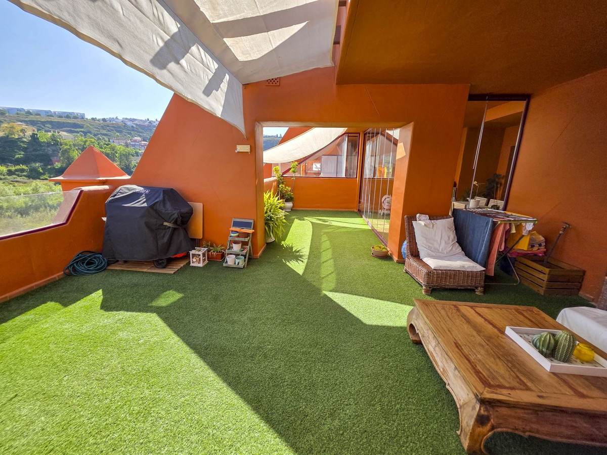 Se vende Apartamento Planta Media de 3 dormitorios en Costa Del Sol, Málaga, España