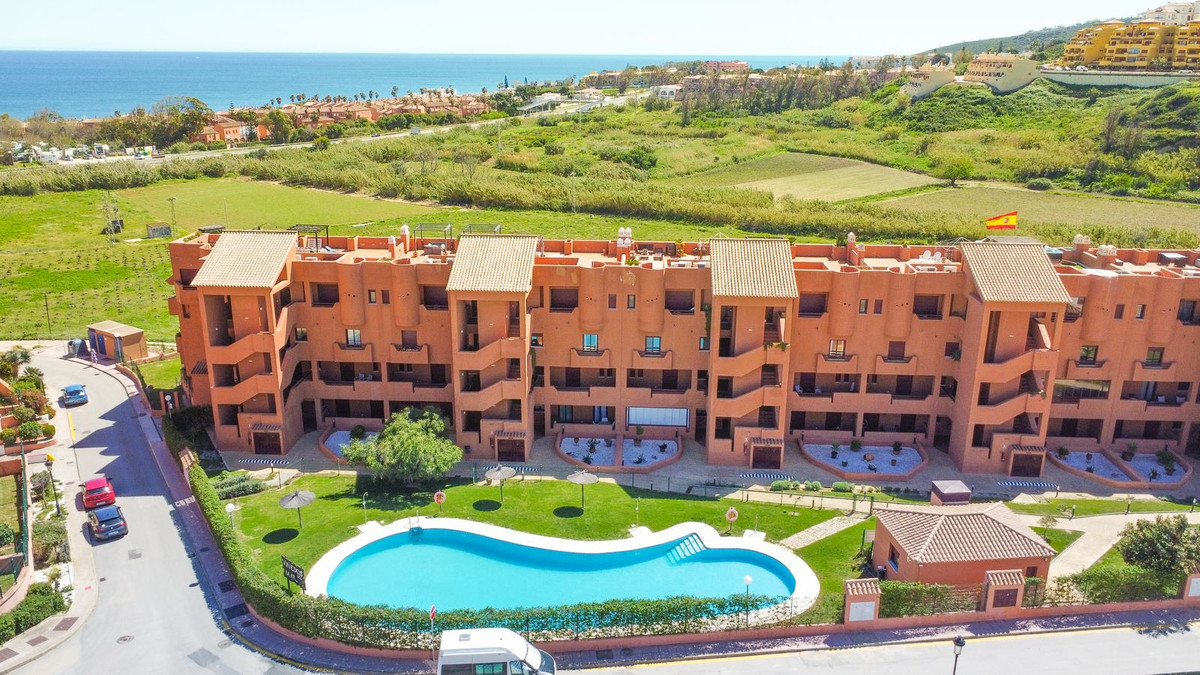 Se vende Apartamento Planta Media de 3 dormitorios en Costa Del Sol, Málaga, España