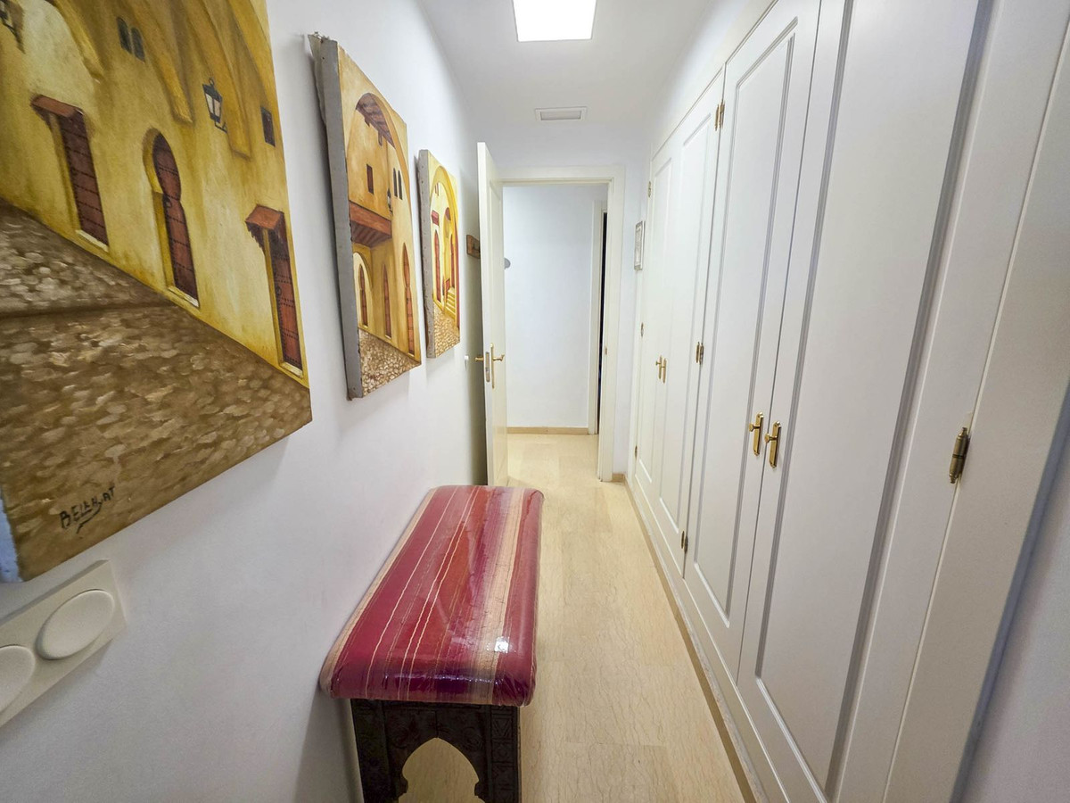3 Bed Apartment for sale in La Duquesa Costa Del Sol, Málaga, Spain