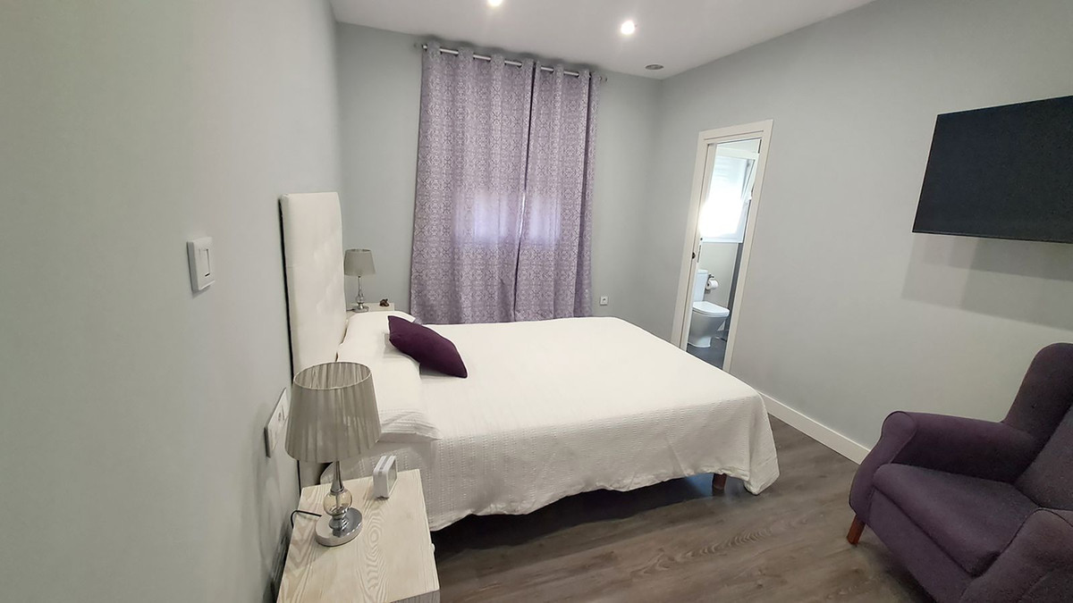 5 Bed Townhouse for sale in Alhaurín El Grande Costa Del Sol, Málaga, Spain