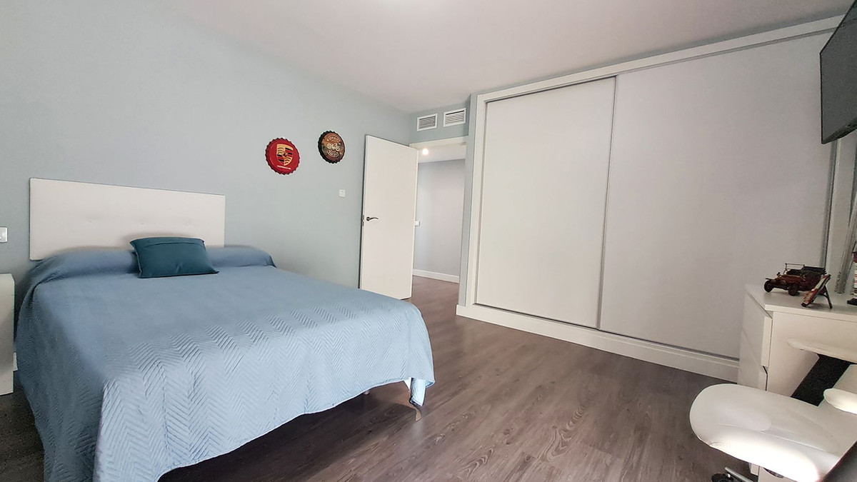 5 Bed Townhouse for sale in Alhaurín El Grande Costa Del Sol, Málaga, Spain