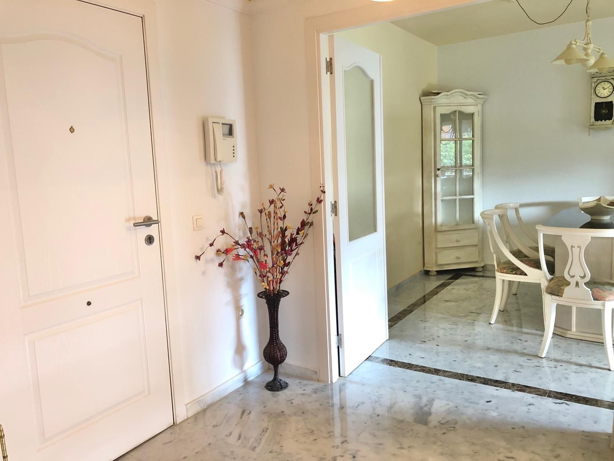 2 Bed Apartment for sale in The Golden Mile Costa Del Sol, Málaga, Spain