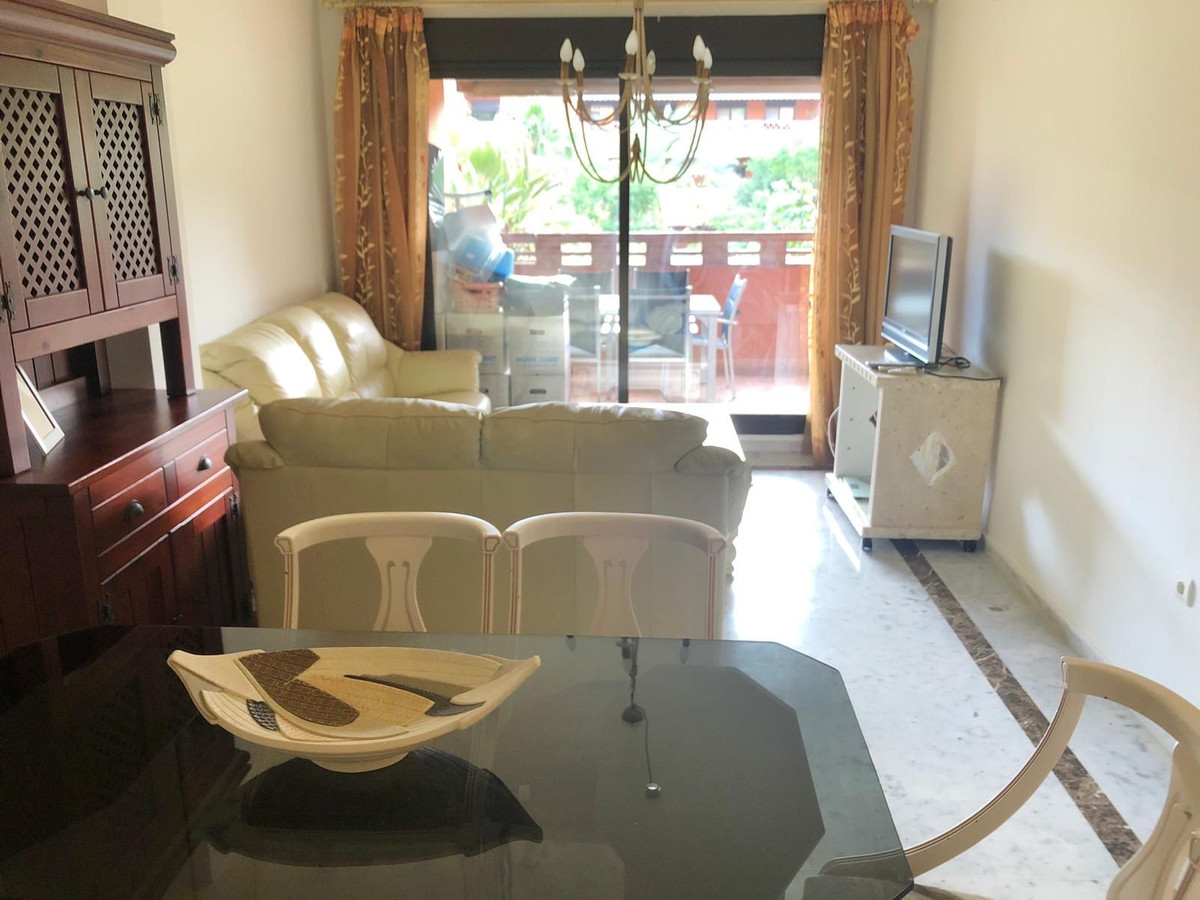2 Bed Apartment for sale in The Golden Mile Costa Del Sol, Málaga, Spain