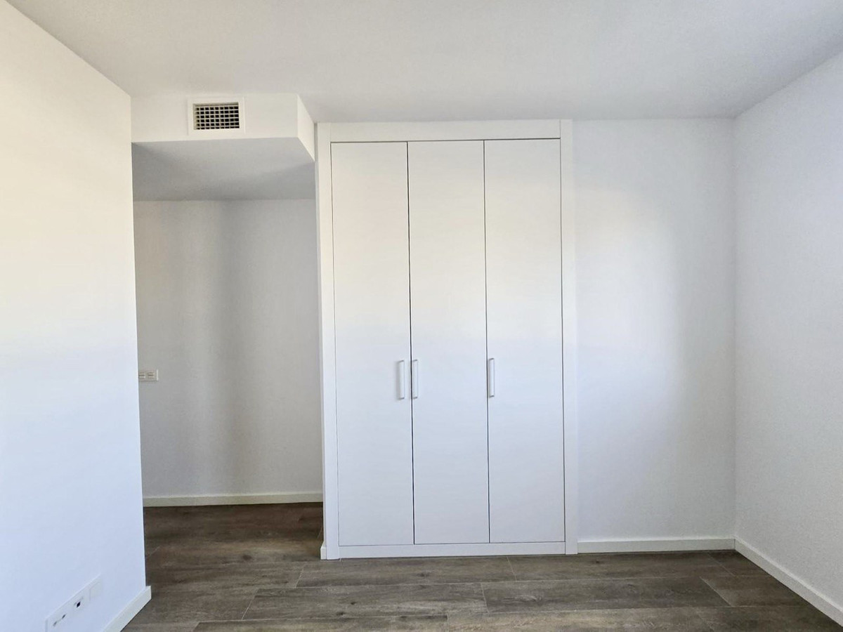 3 Bed Apartment for sale in La Campana Costa Del Sol, Málaga, Spain