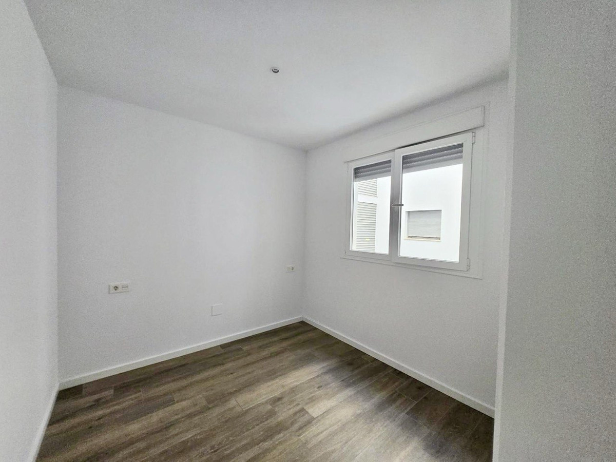 3 Bed Apartment for sale in La Campana Costa Del Sol, Málaga, Spain
