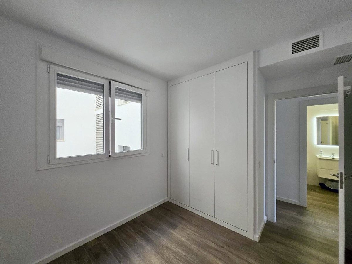 3 Bed Apartment for sale in La Campana Costa Del Sol, Málaga, Spain