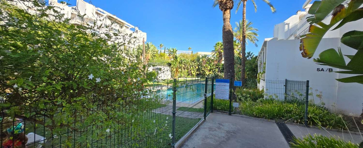 Se vende Apartamento Planta Media de 1 dormitorios en Costa Del Sol, Málaga, España