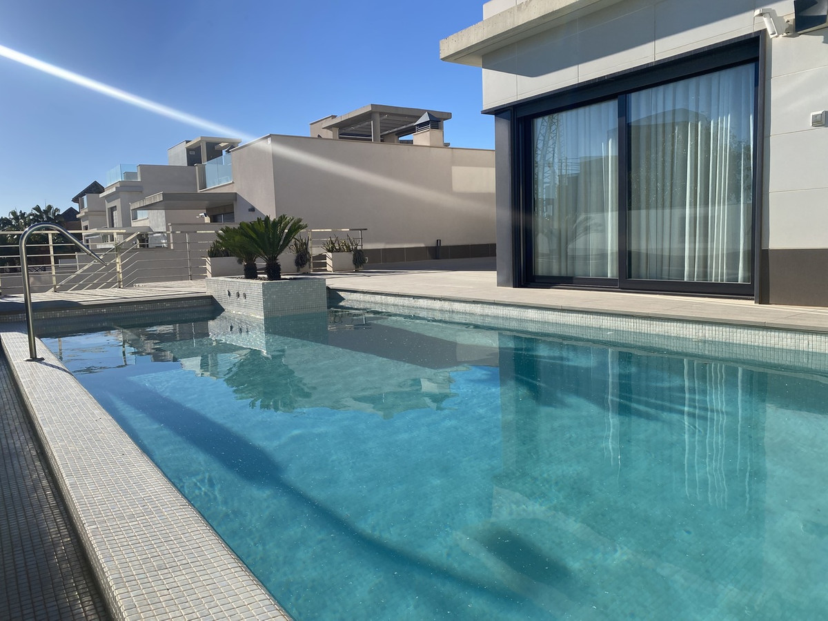 5 Bed Townhouse for sale in Dehesa De Campoamor Costa Blanca, Alicante, Spain
