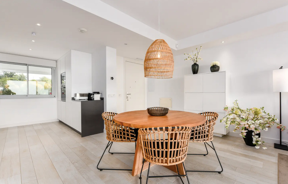 2 Bed Apartment for sale in Casares Costa Del Sol, Málaga, Spain