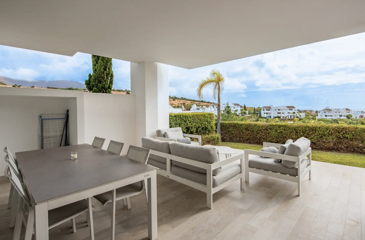 2 Bed Apartment for sale in Casares Costa Del Sol, Málaga, Spain