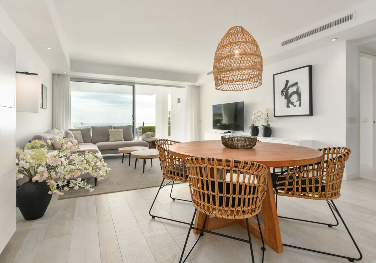 2 Bed Apartment for sale in Casares Costa Del Sol, Málaga, Spain