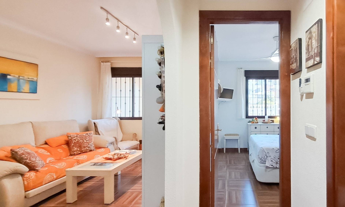 Se vende Apartamento Planta Baja de 2 dormitorios en Costa Blanca, Alicante, España