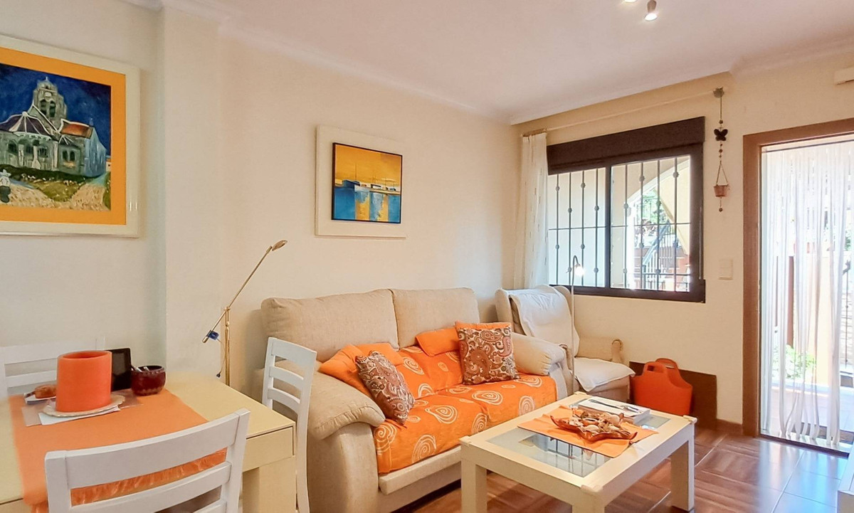 Se vende Apartamento Planta Baja de 2 dormitorios en Costa Blanca, Alicante, España