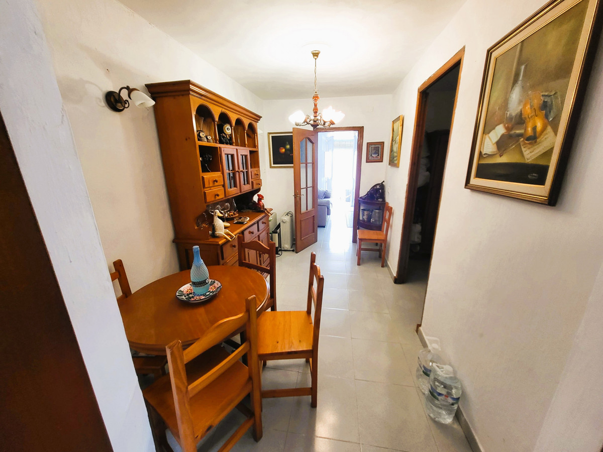 2 Bed Apartment for sale in Estepona Costa Del Sol, Málaga, Spain