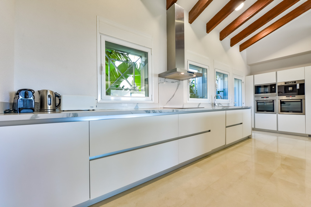 8 Bed Townhouse for sale in Altea Hills Costa Blanca, Alicante, Spain