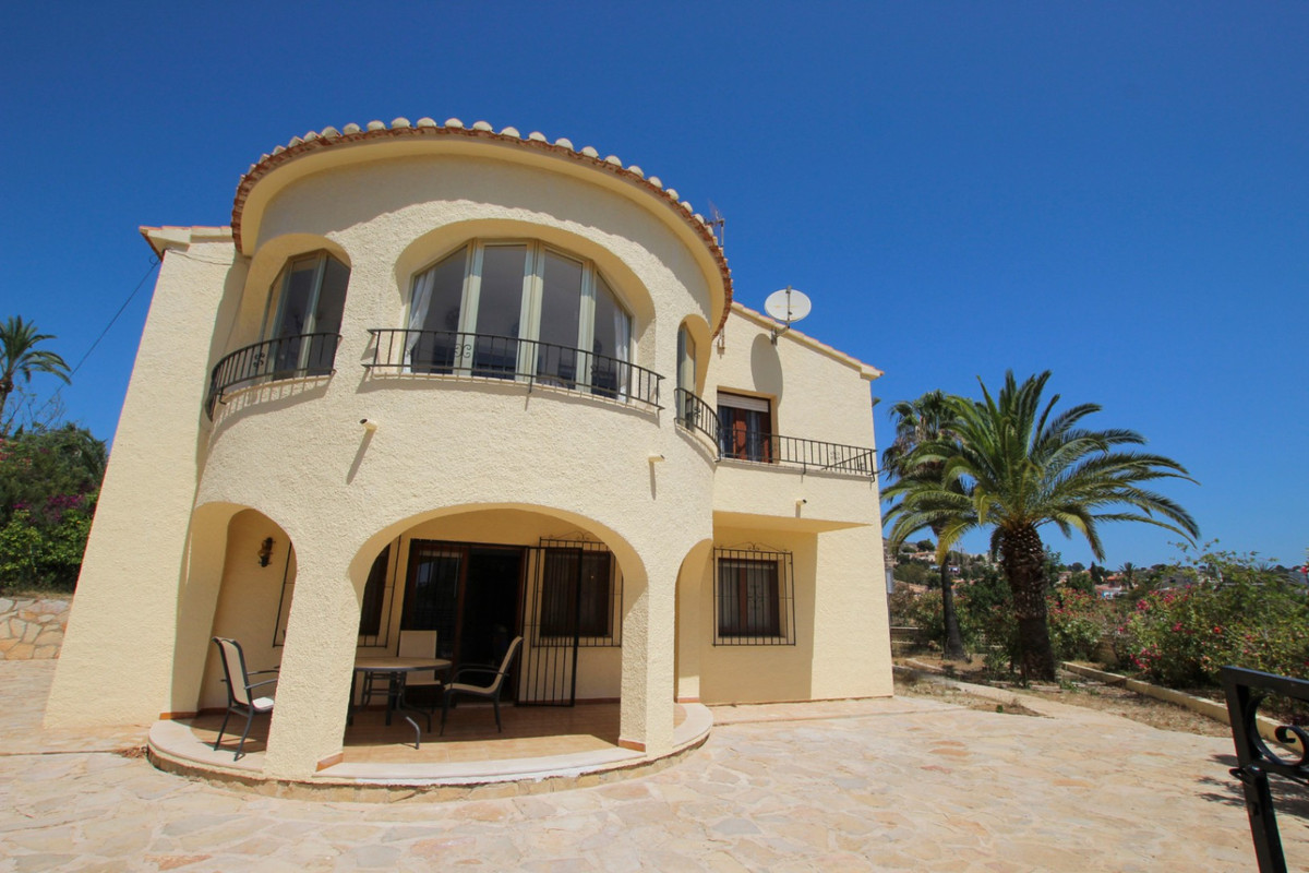 4 Bed Townhouse for sale in Calpe Costa Blanca, Alicante, Spain