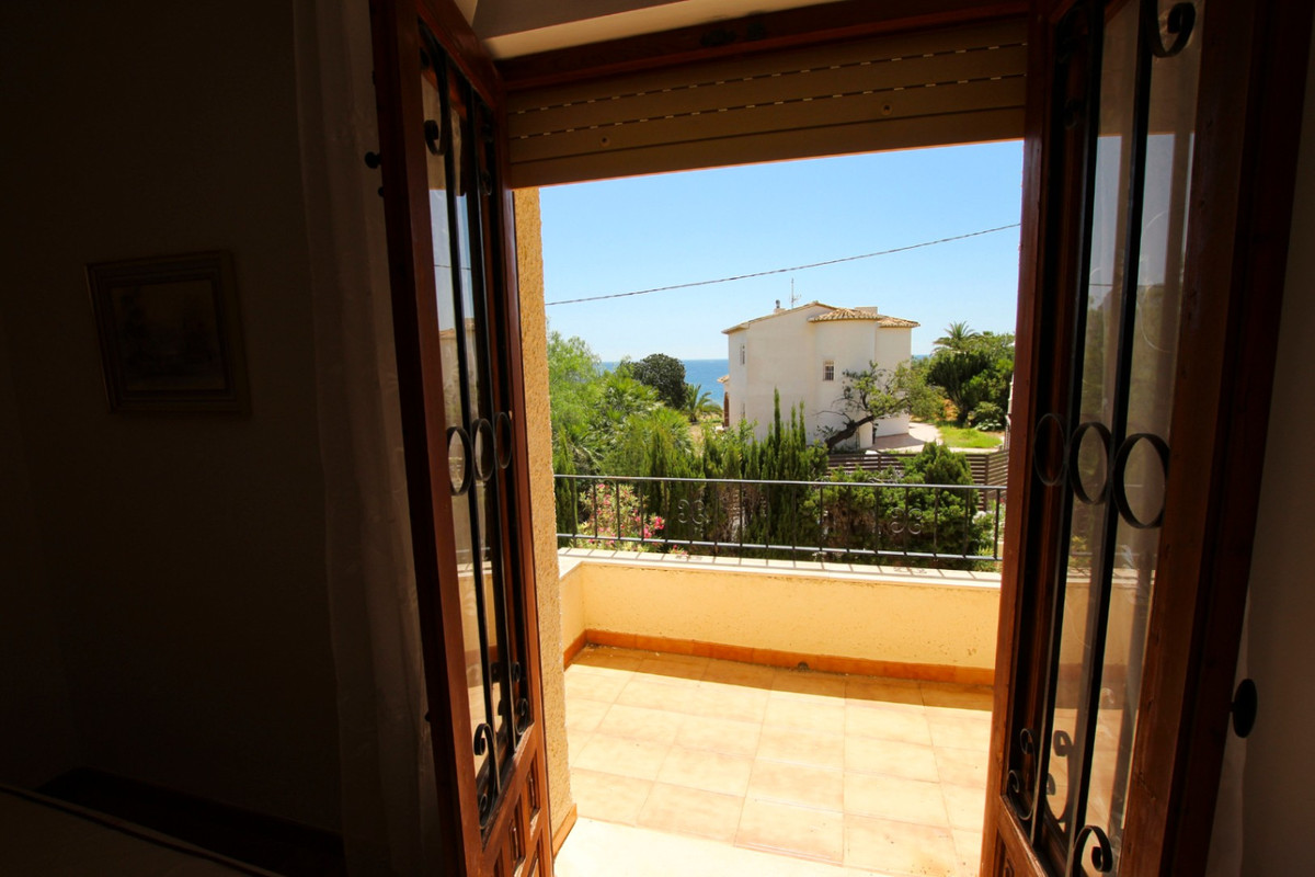 4 Bed Townhouse for sale in Calpe Costa Blanca, Alicante, Spain