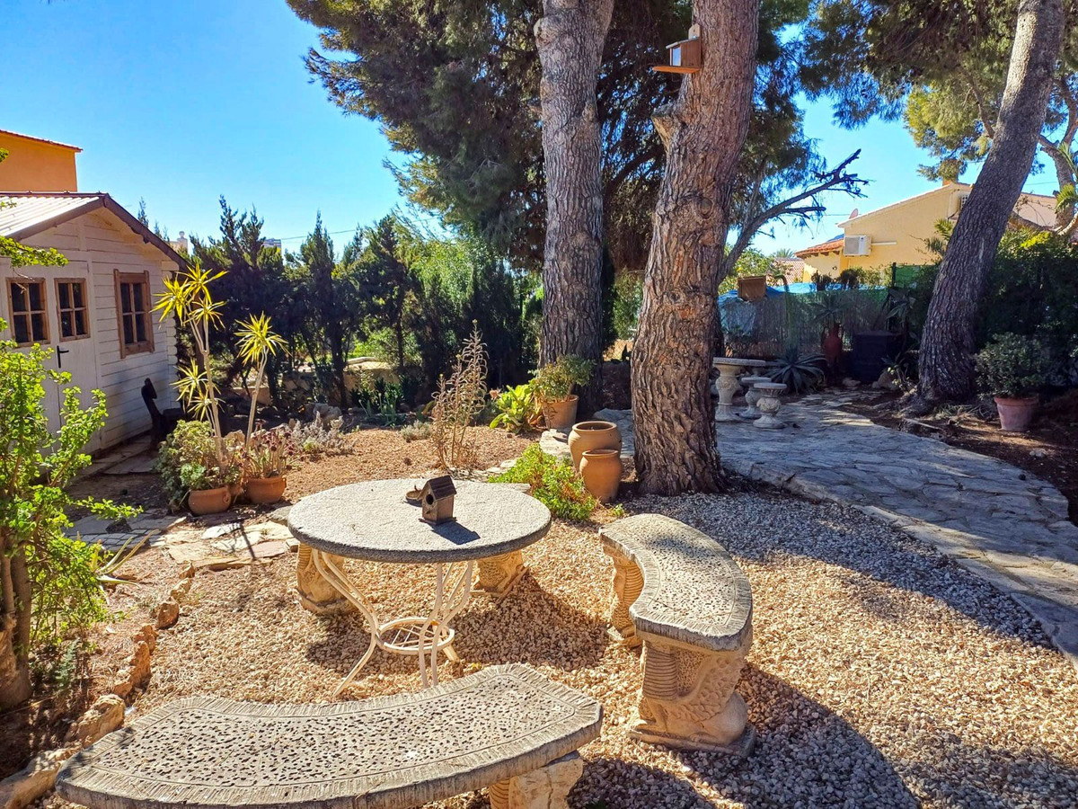 2 Bed Townhouse for sale in Calpe Costa Blanca, Alicante, Spain