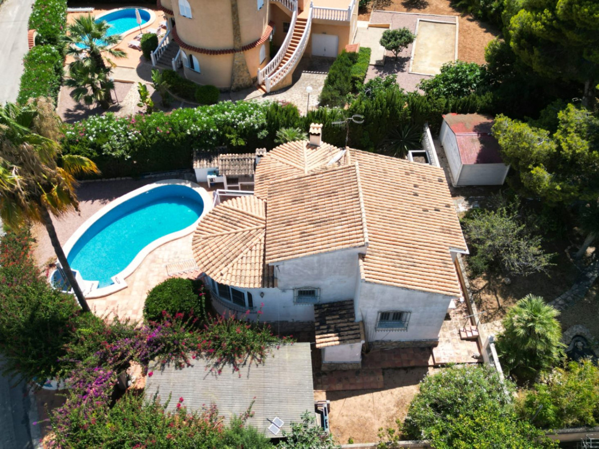 2 Bed Townhouse for sale in Calpe Costa Blanca, Alicante, Spain