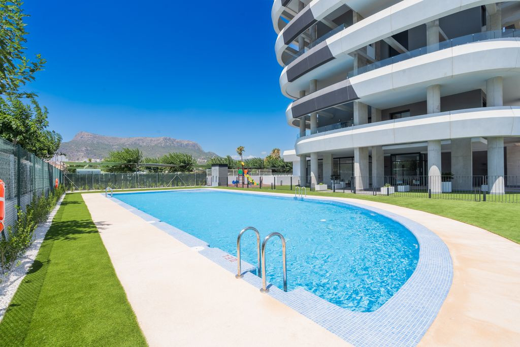 Se vende Ático de 2 dormitorios en Costa Blanca, Alicante, España
