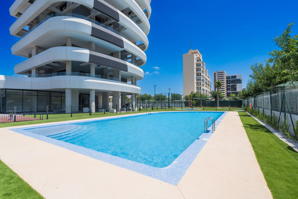 Se vende Ático de 2 dormitorios en Costa Blanca, Alicante, España