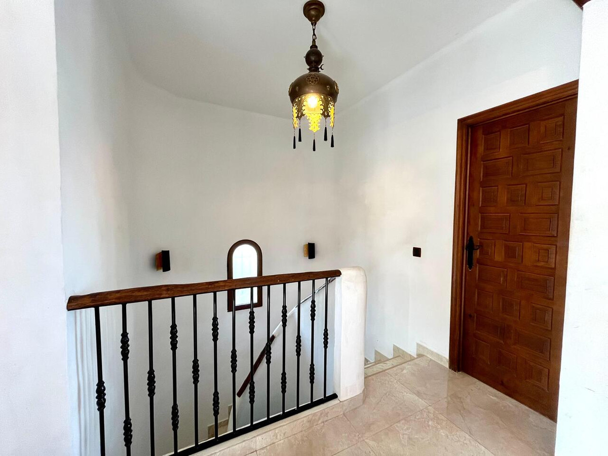 4 Bed Townhouse for sale in Villamartin Costa Blanca, Alicante, Spain