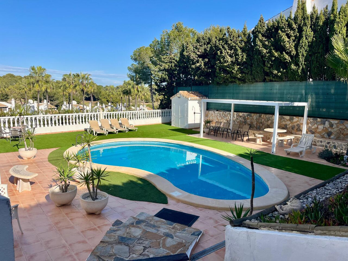 4 Bed Townhouse for sale in Villamartin Costa Blanca, Alicante, Spain