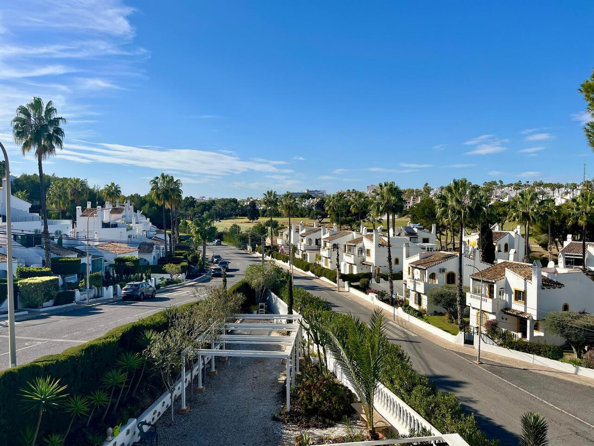4 Bed Townhouse for sale in Villamartin Costa Blanca, Alicante, Spain