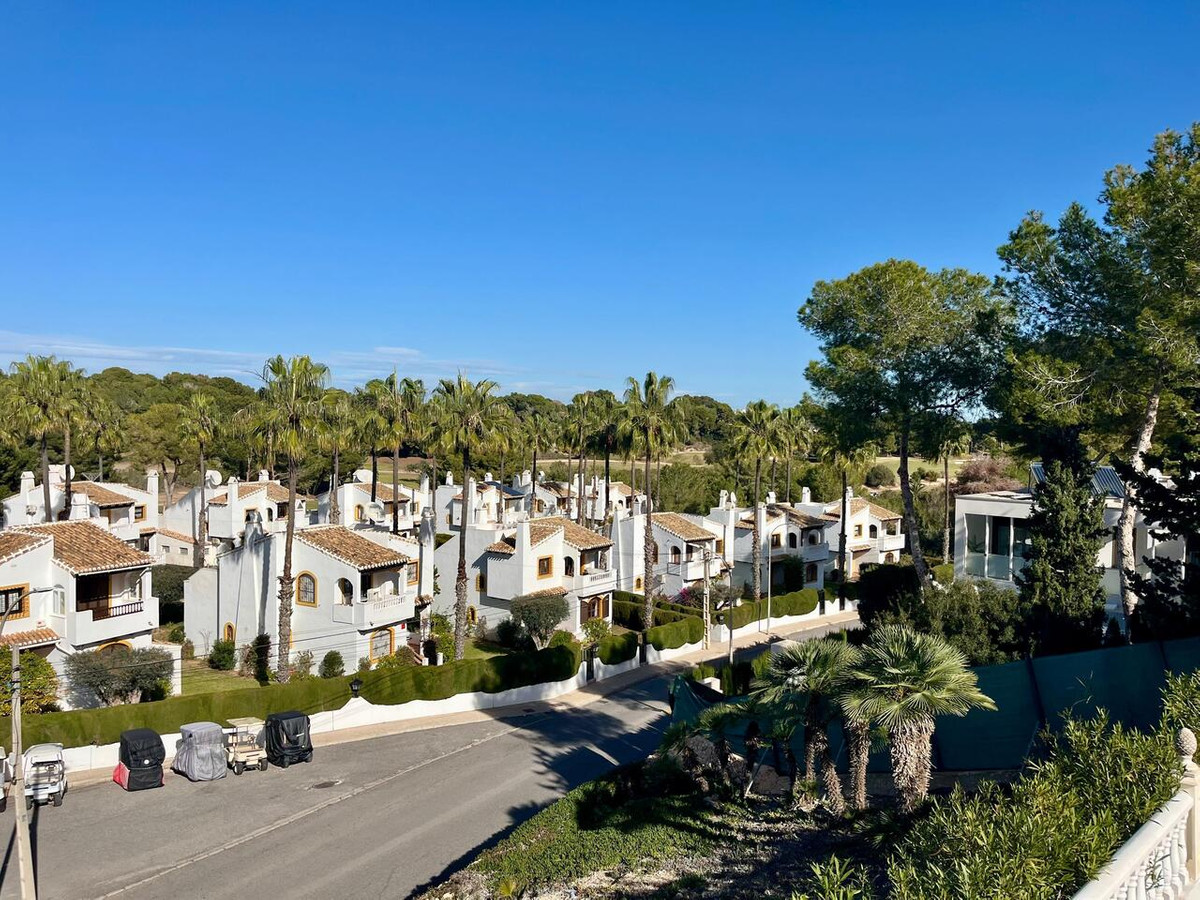 4 Bed Townhouse for sale in Villamartin Costa Blanca, Alicante, Spain
