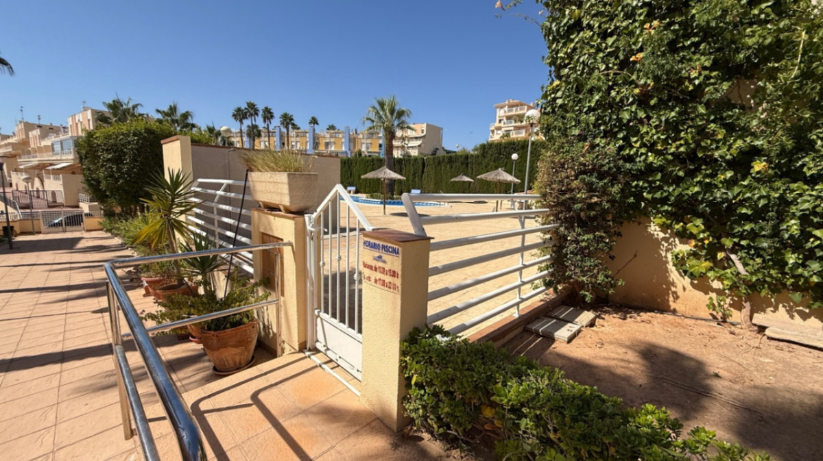 Se vende Dúplex de 3 dormitorios en Costa Blanca, Alicante, España