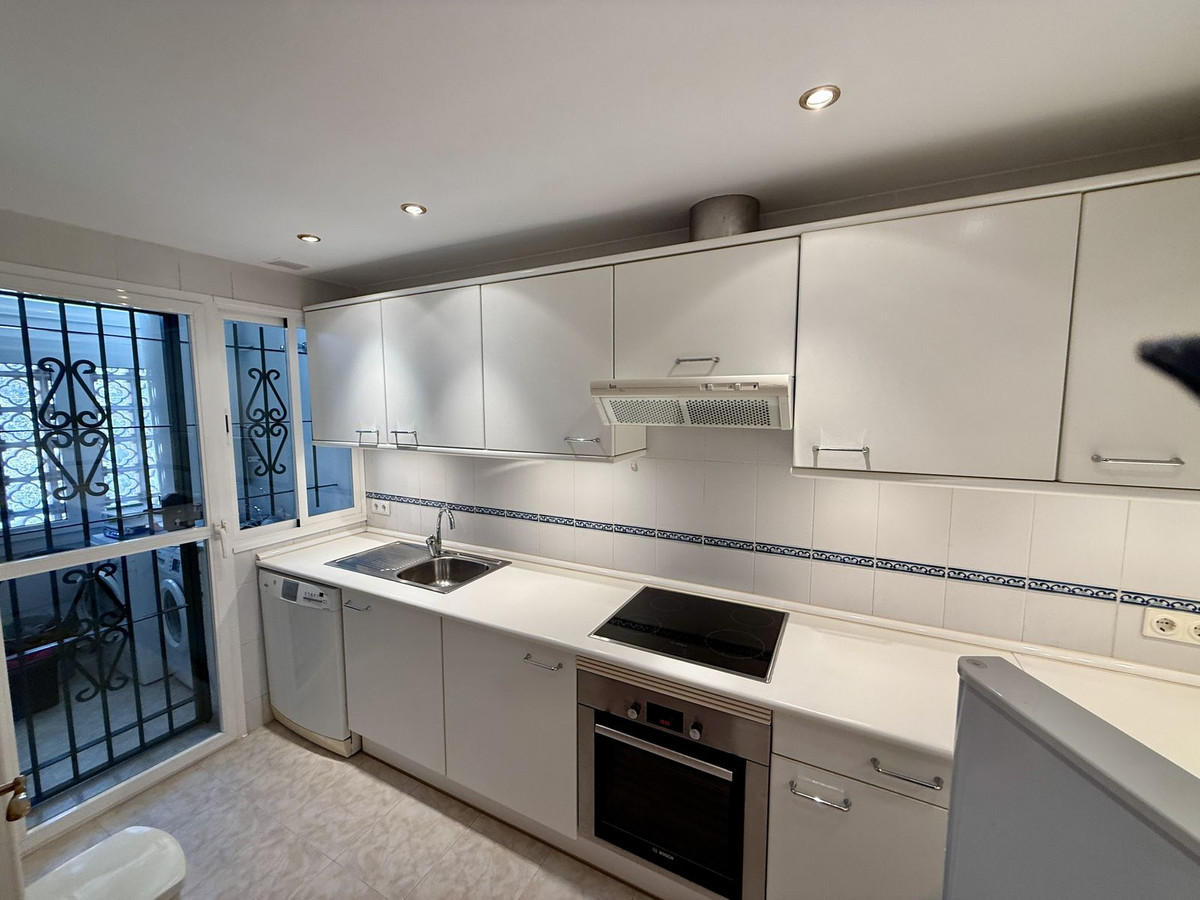 4 Bed Townhouse for sale in Elviria Costa Del Sol, Málaga, Spain