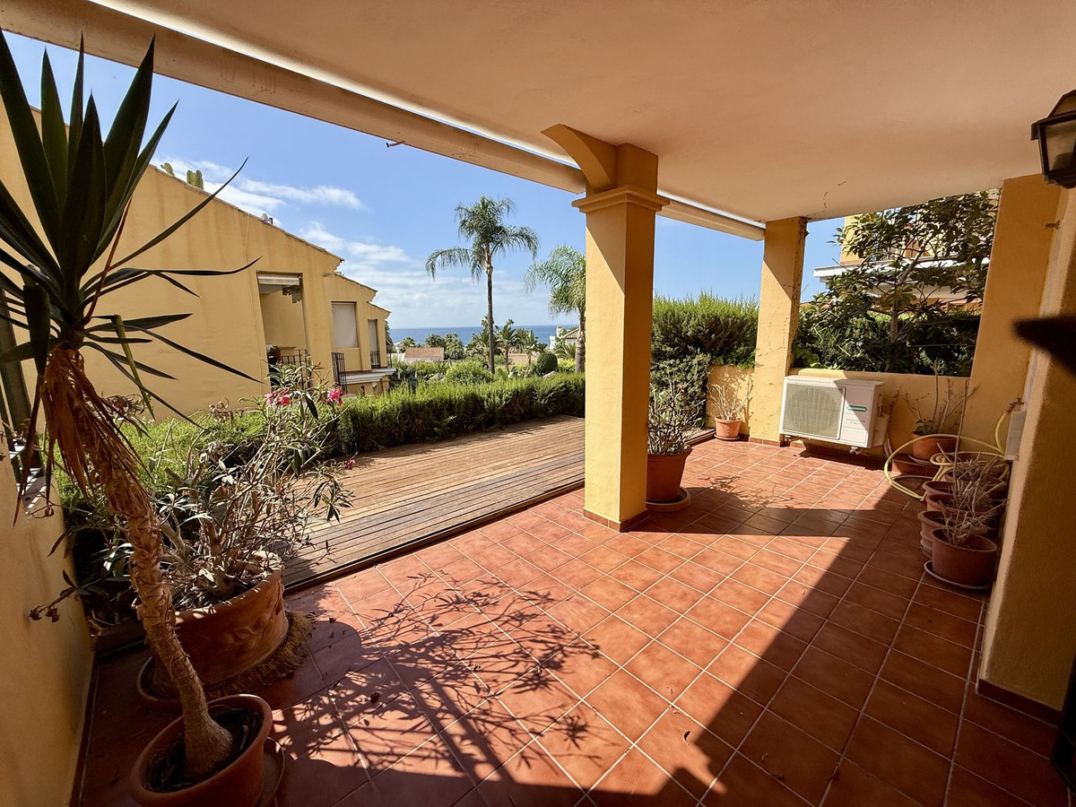 4 Bed Townhouse for sale in Elviria Costa Del Sol, Málaga, Spain