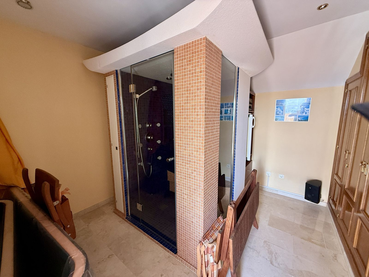 4 Bed Townhouse for sale in Elviria Costa Del Sol, Málaga, Spain