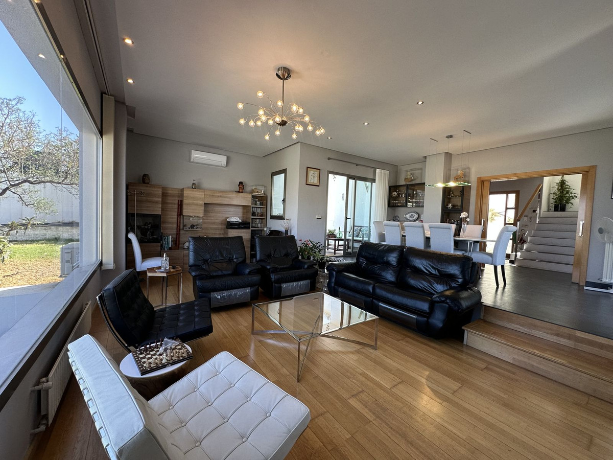 5 Bed Townhouse for sale in Cerrado De Calderón Málaga Ciudad, Málaga, Spain