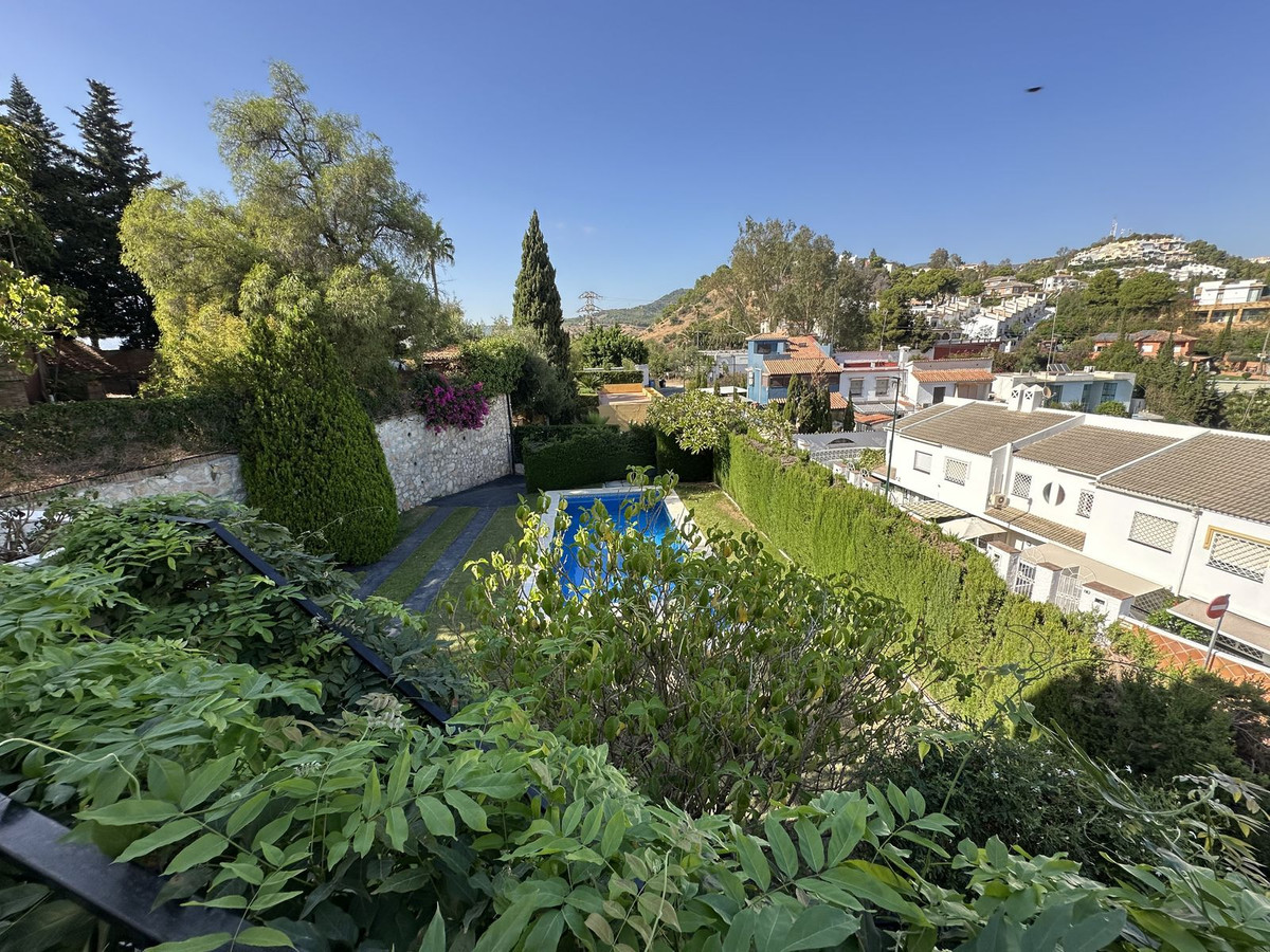 5 Bed Townhouse for sale in Cerrado De Calderón Málaga Ciudad, Málaga, Spain