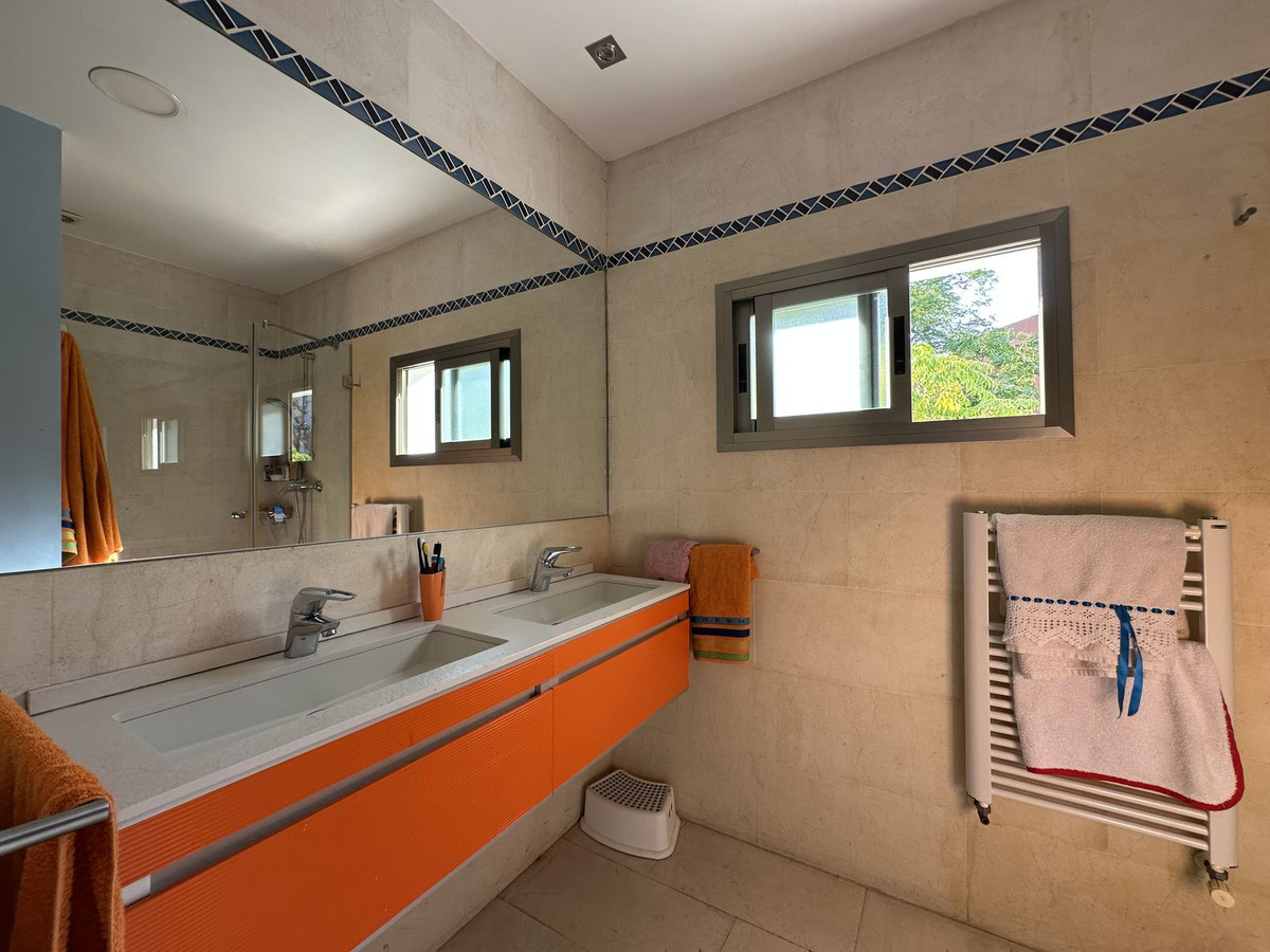 5 Bed Townhouse for sale in Cerrado De Calderón Málaga Ciudad, Málaga, Spain
