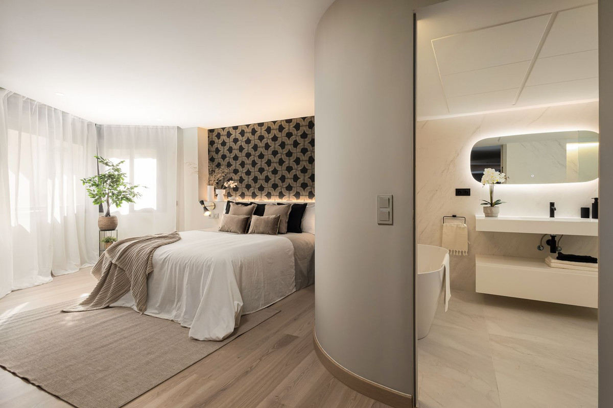 4 Bed Apartment for sale in Málaga Este Costa Del Sol, Málaga, Spain