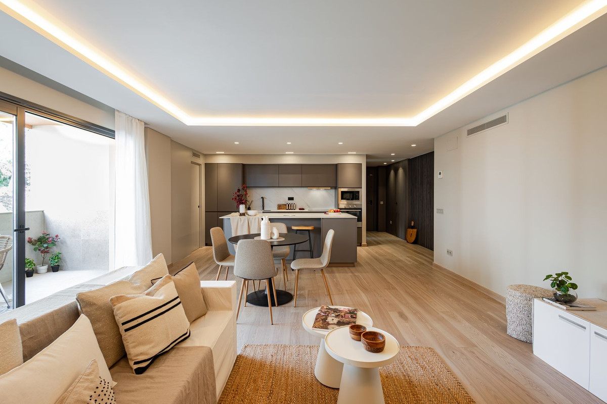 4 Bed Apartment for sale in Málaga Este Costa Del Sol, Málaga, Spain