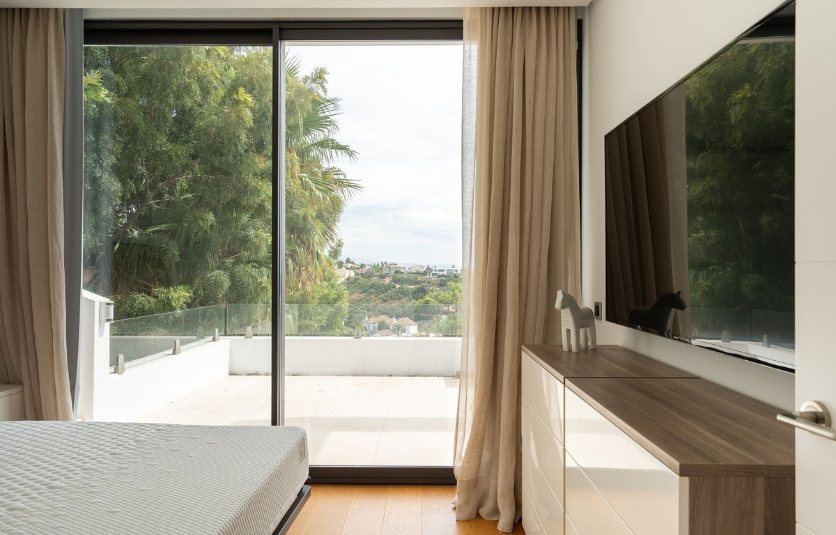 Se vende Villa - Chalet de 4 dormitorios en Costa Del Sol, Málaga, España